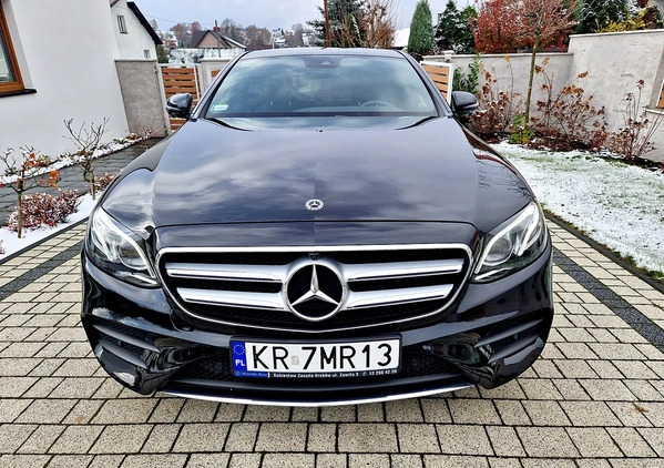 Mercedes-Benz Klasa E cena 157440 przebieg: 109935, rok produkcji 2019 z Kamienna Góra małe 436